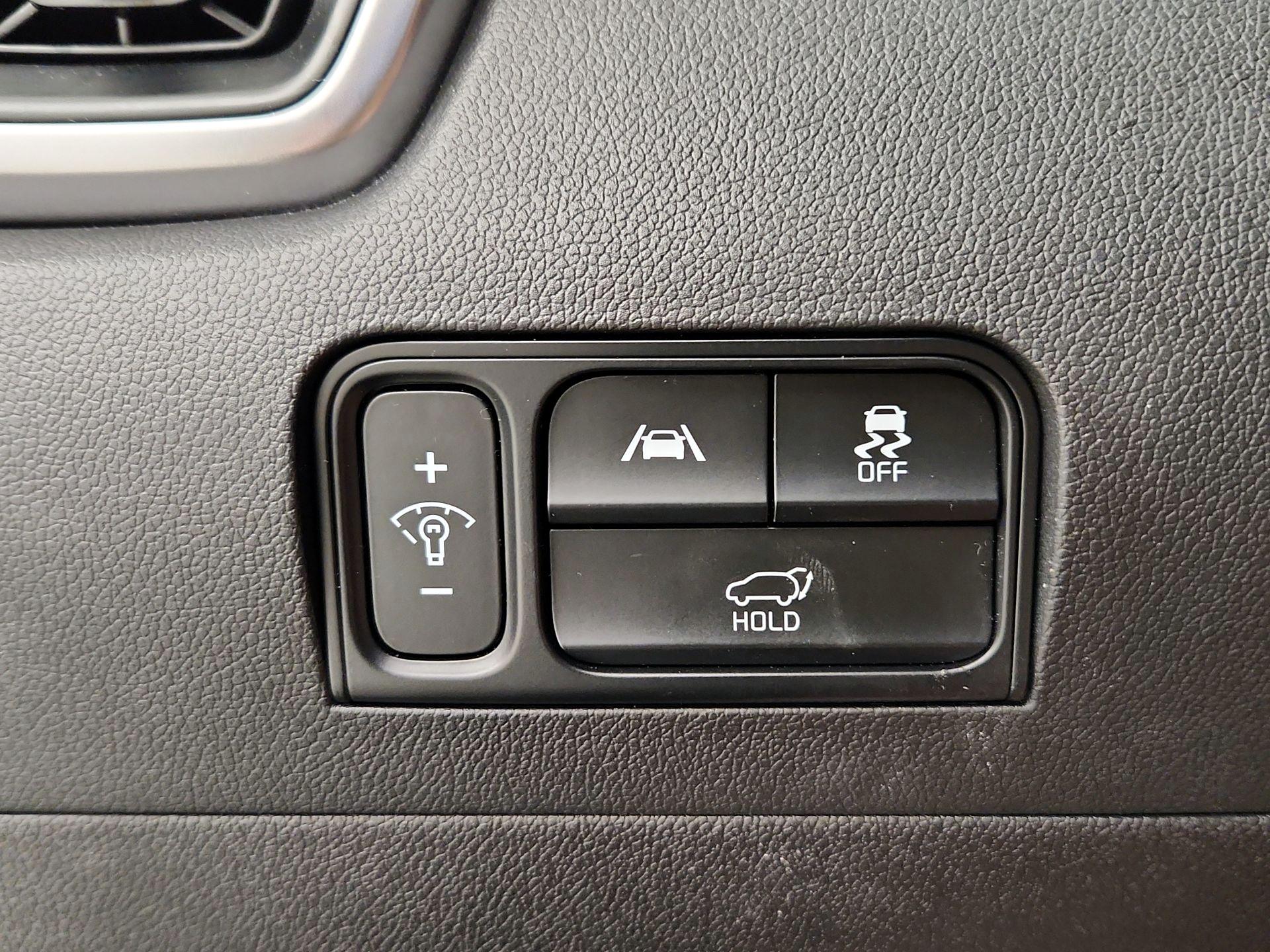 Thumbnail: 2022 Kia Sorento - 13