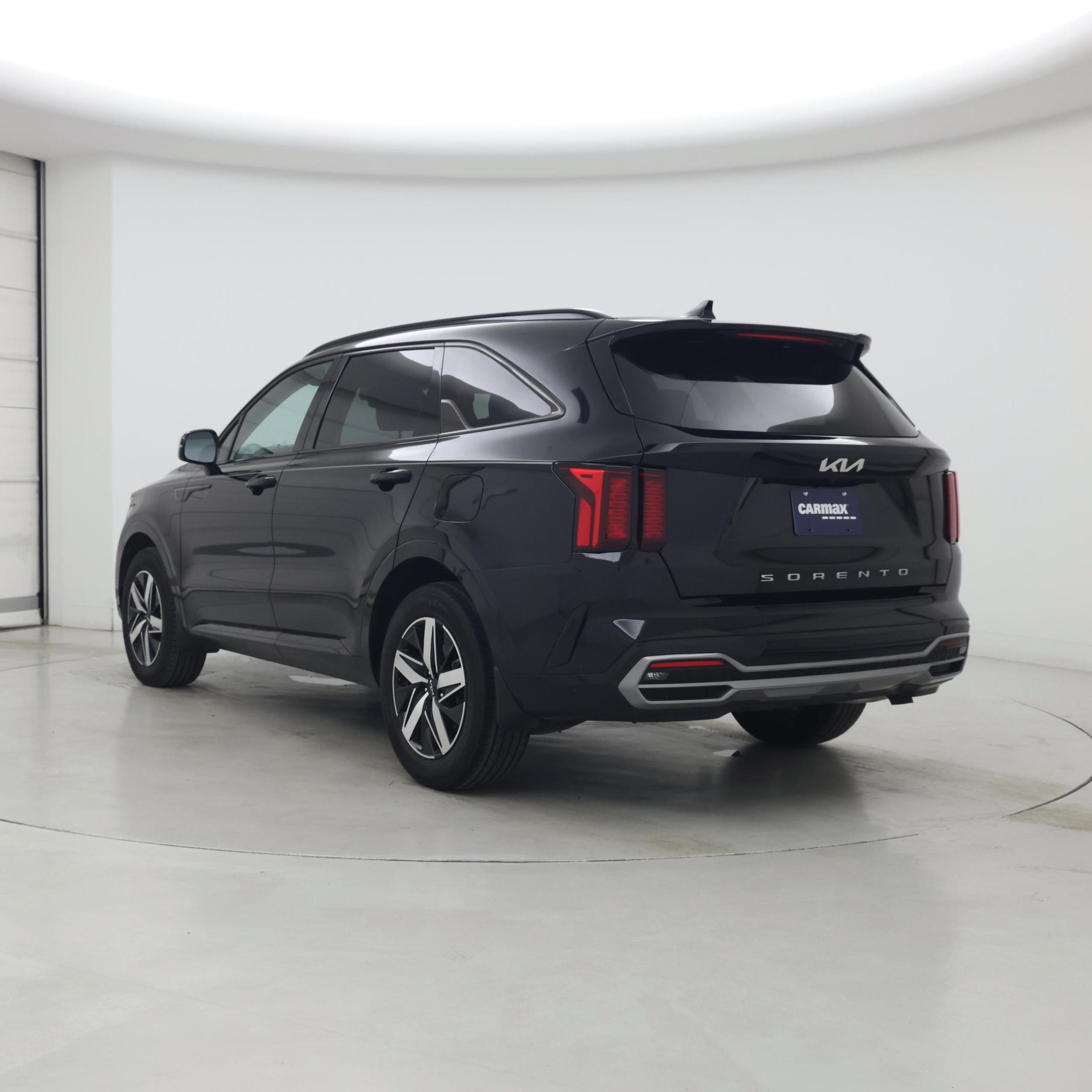 Thumbnail: 2022 Kia Sorento - 2