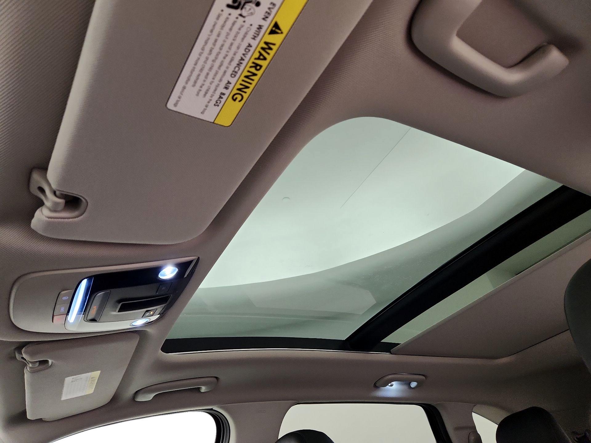 Thumbnail: 2022 Kia Sorento - 20