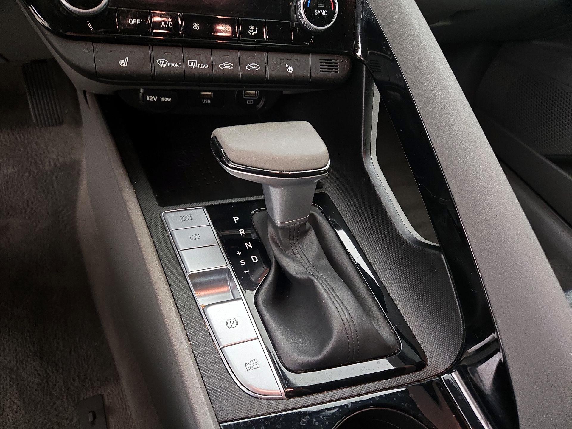 Thumbnail: 2023 Hyundai Elantra - 17