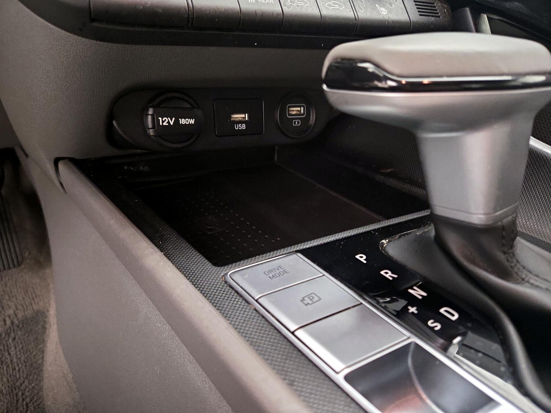 Thumbnail: 2023 Hyundai Elantra - 18