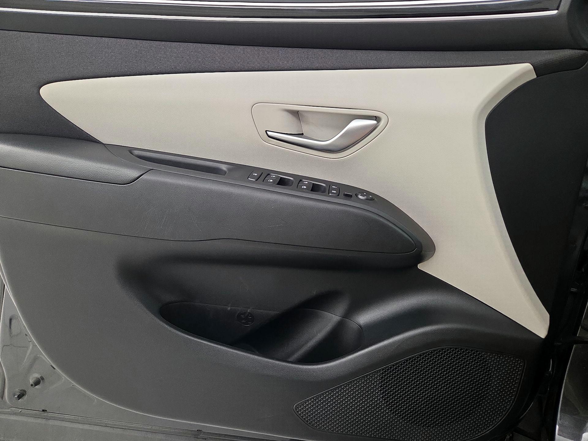 Thumbnail: 2023 Hyundai Tucson - 12