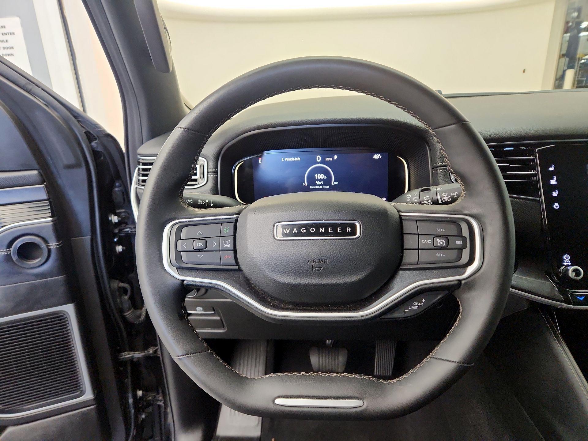 Thumbnail: 2024 Jeep Wagoneer - 10