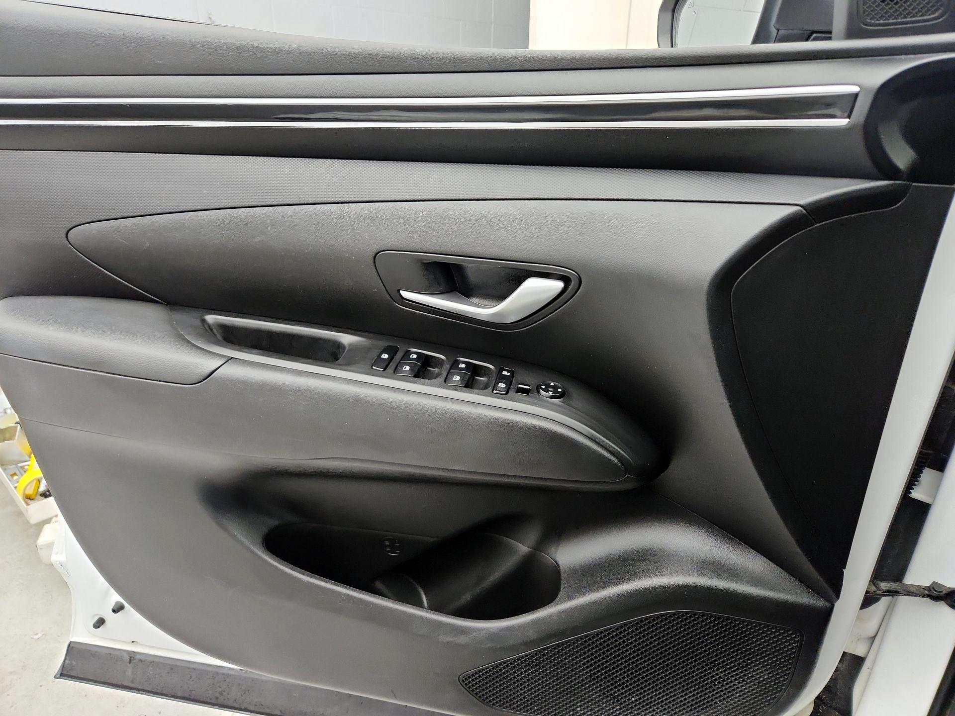 Thumbnail: 2023 Hyundai Tucson - 12