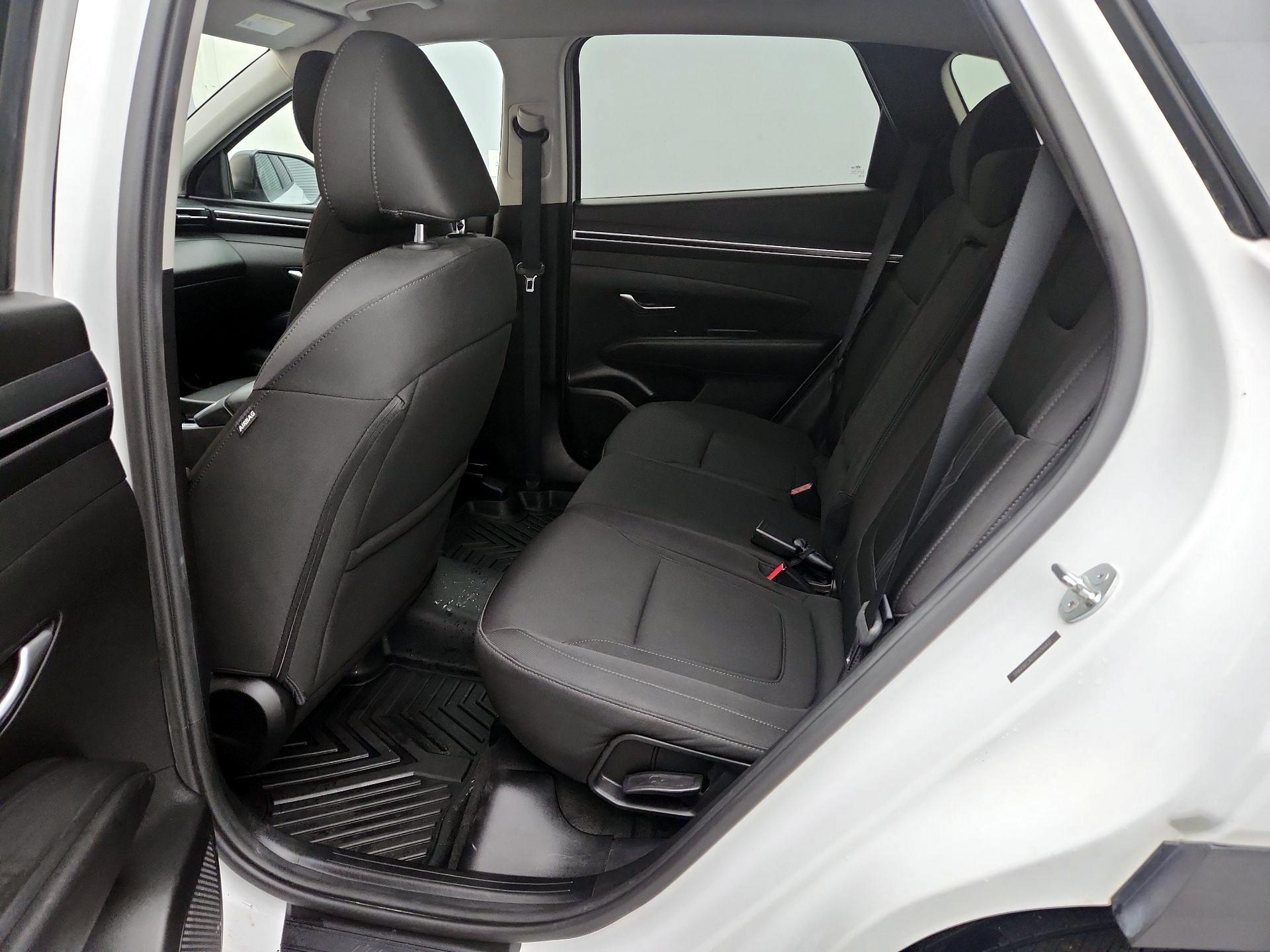 Thumbnail: 2023 Hyundai Tucson - 19