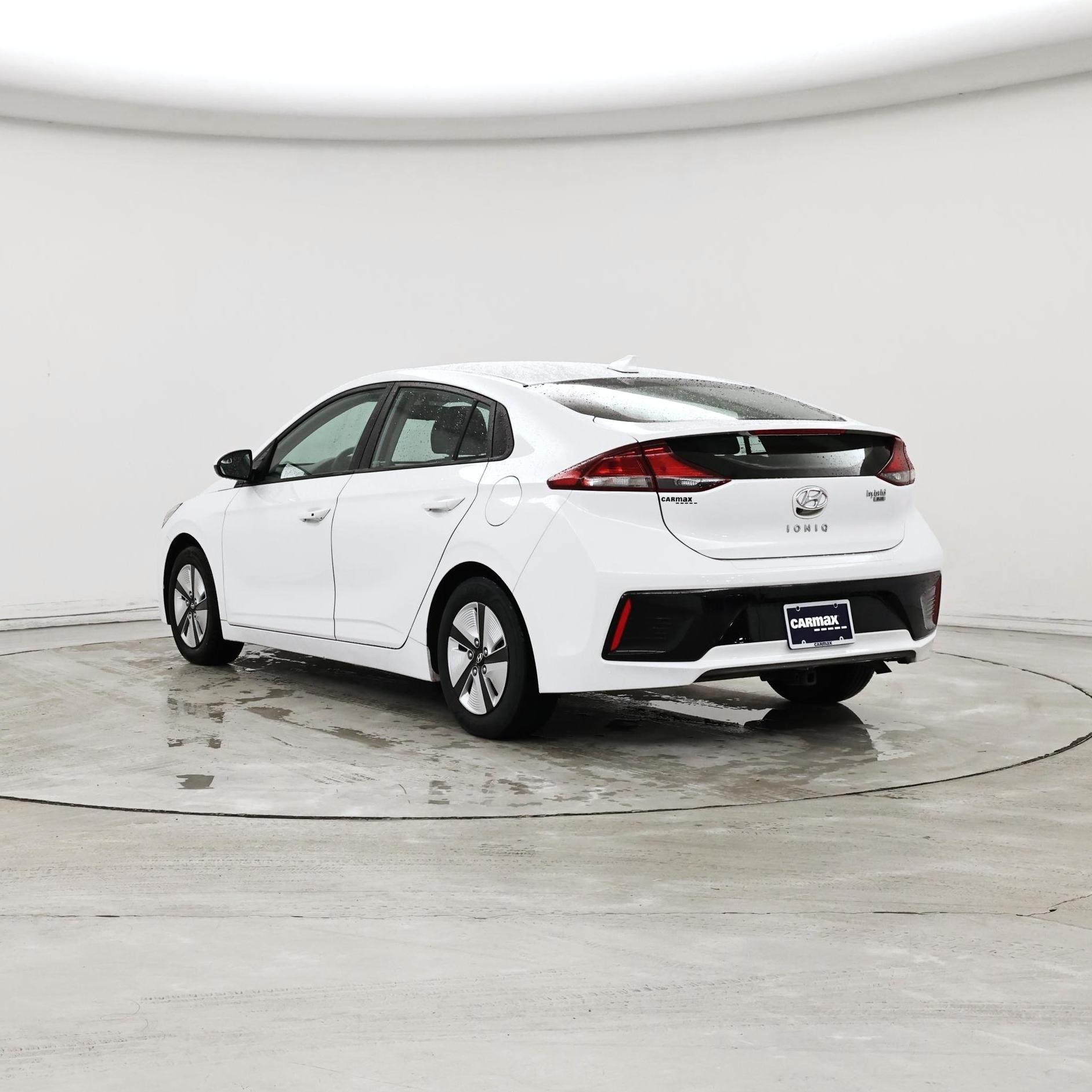 Thumbnail: 2019 Hyundai Ioniq - 2