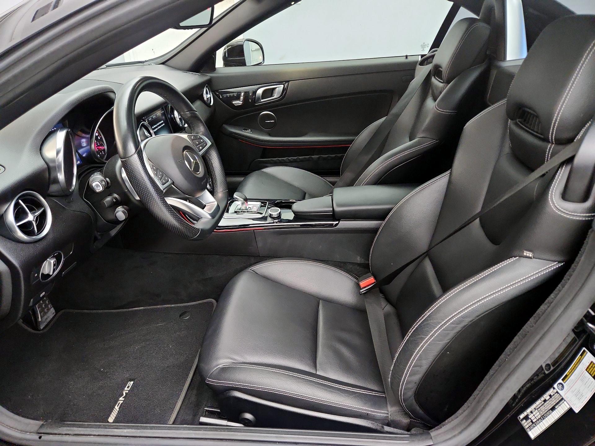 Thumbnail: 2020 Mercedes-Benz SLC - 11