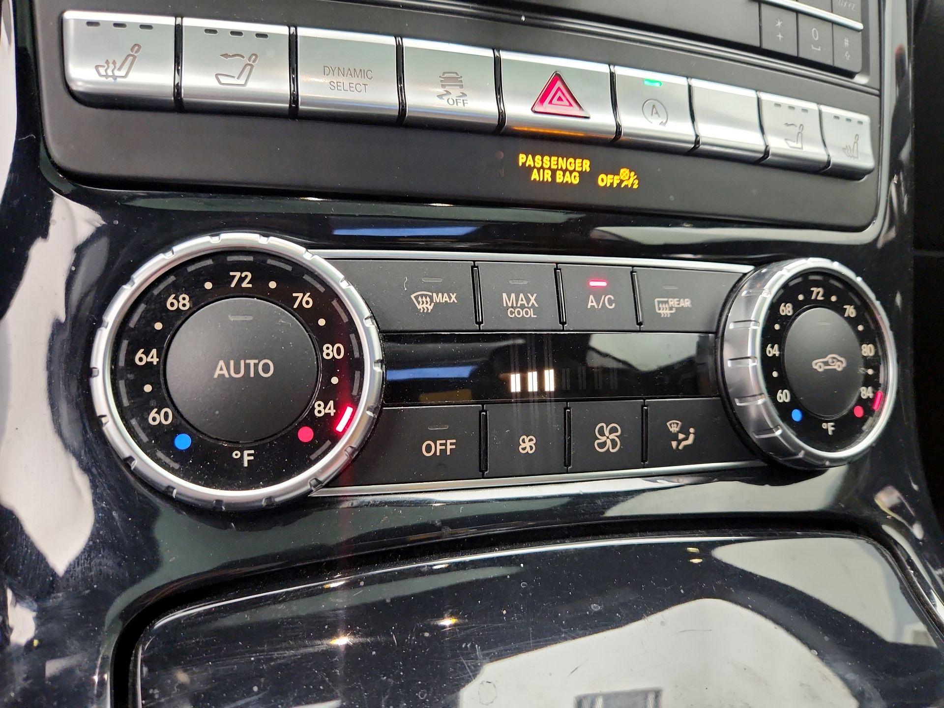 Thumbnail: 2020 Mercedes-Benz SLC - 16