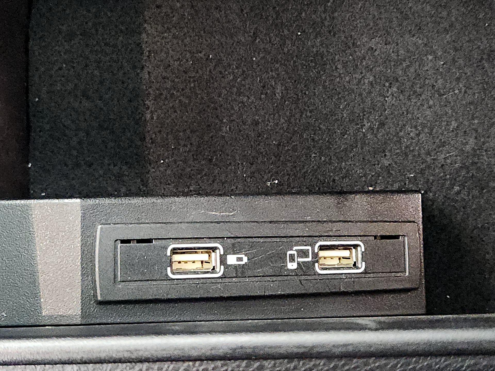 Thumbnail: 2020 Mercedes-Benz SLC - 18