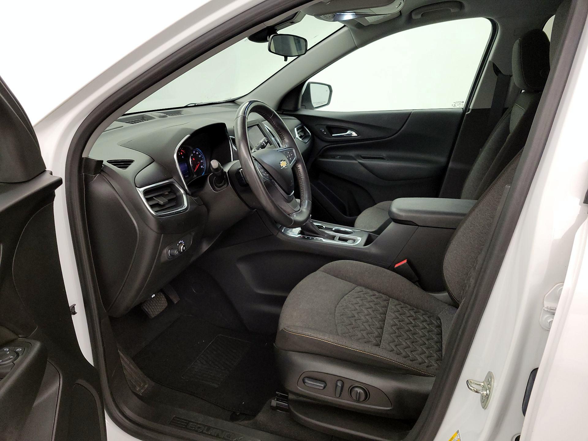 Thumbnail: 2022 Chevrolet Equinox - 11