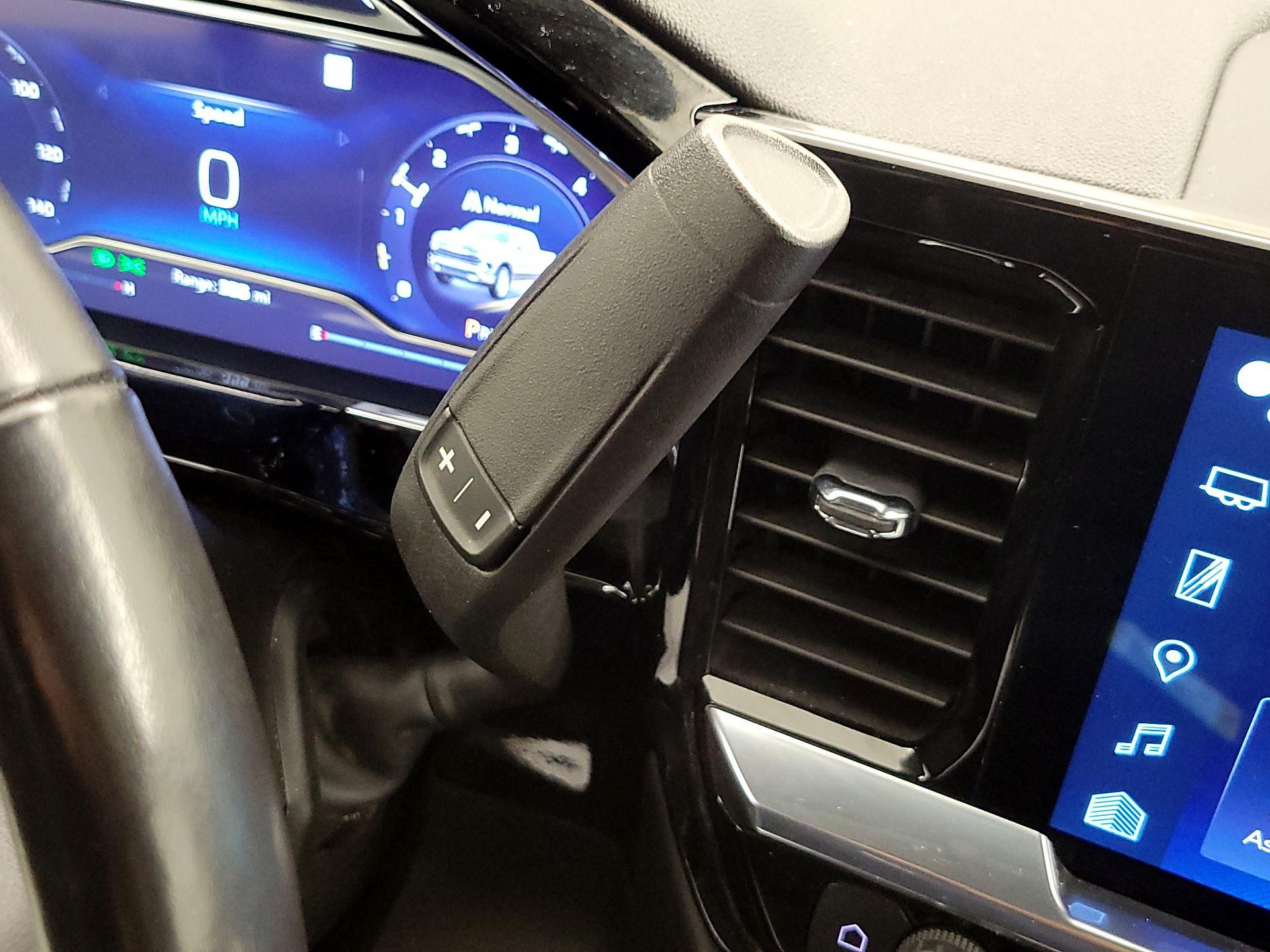 Thumbnail: 2022 Chevrolet Silverado 1500 - 17