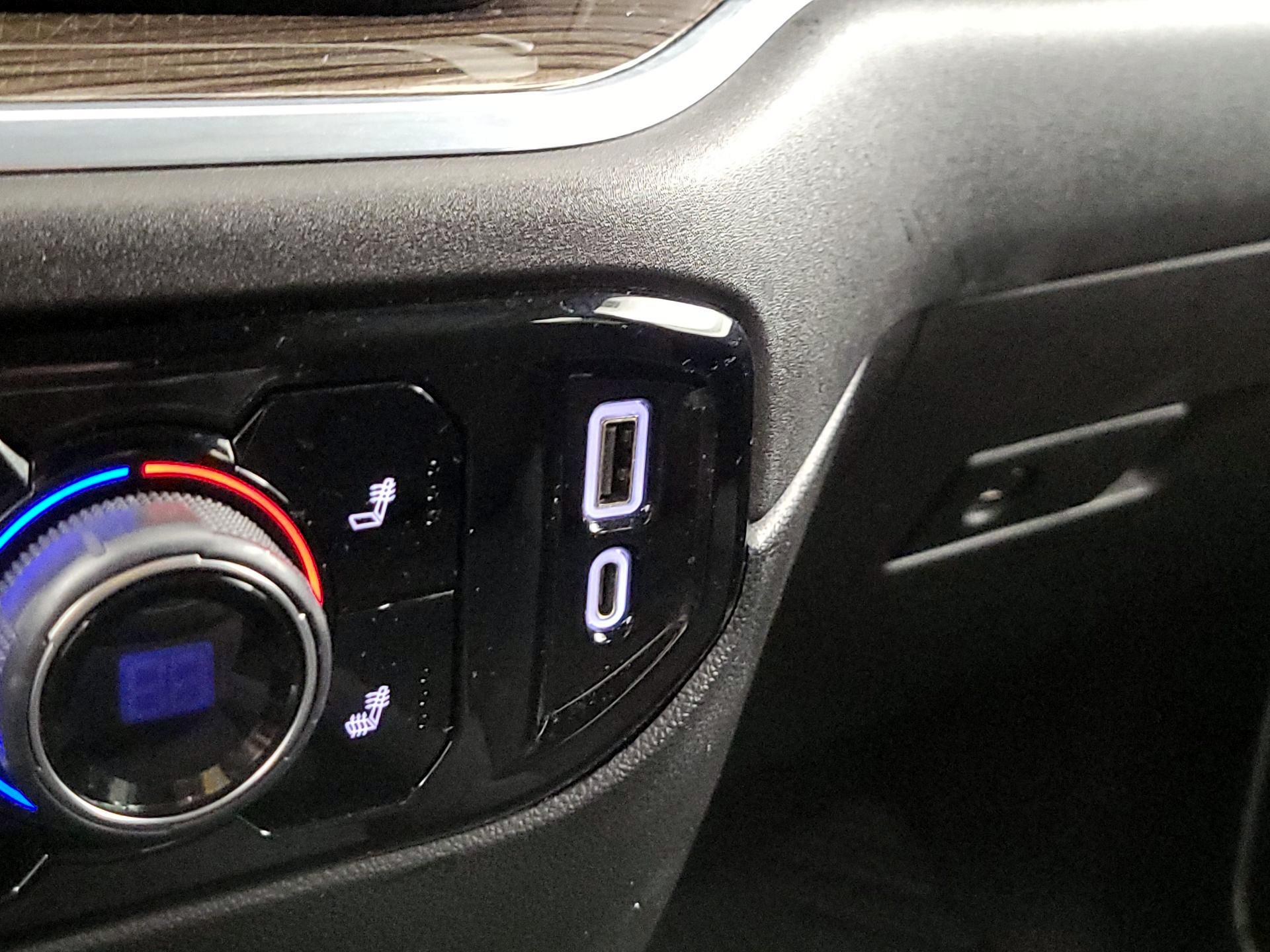 Thumbnail: 2022 Chevrolet Silverado 1500 - 18