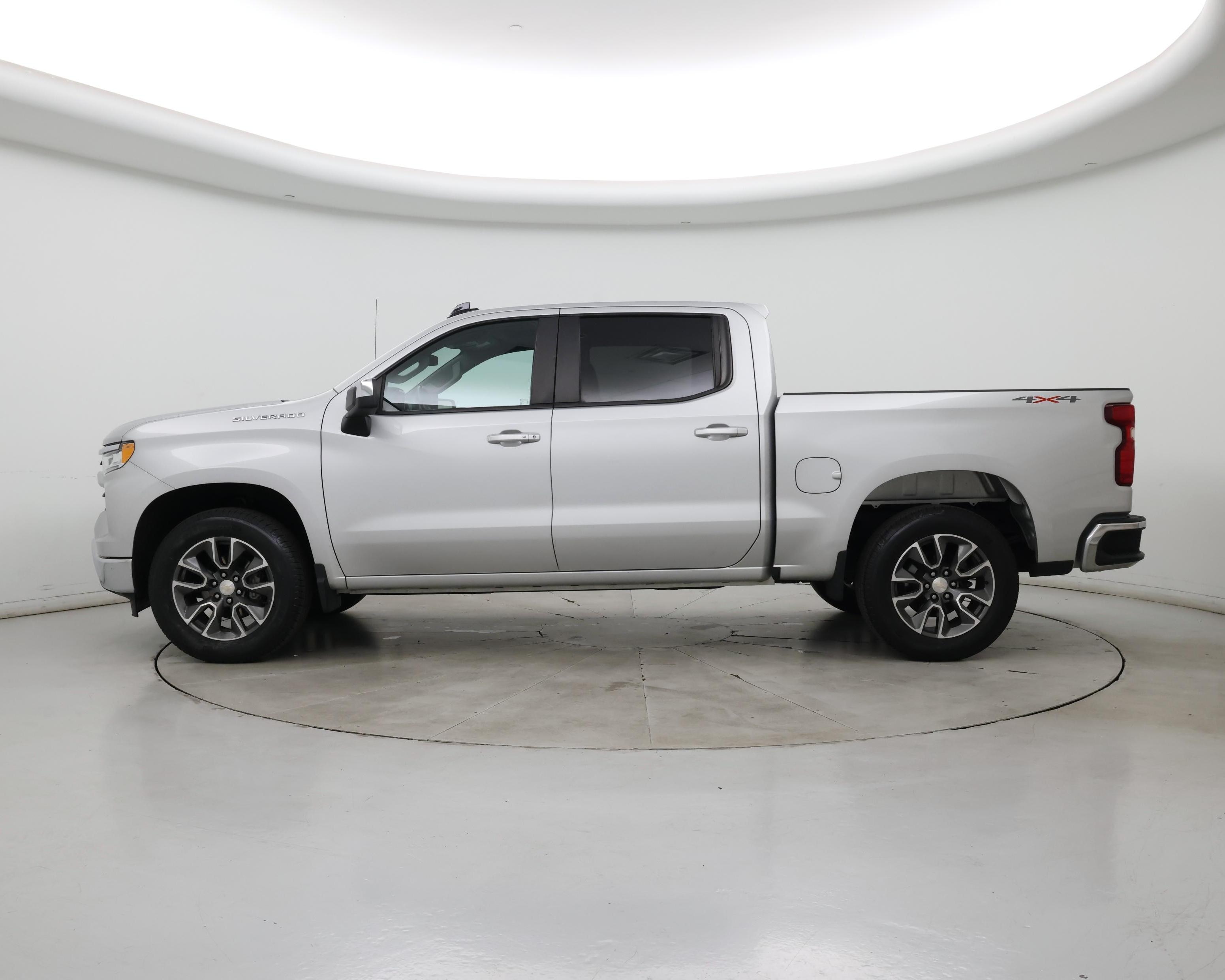 Thumbnail: 2022 Chevrolet Silverado 1500 - 3