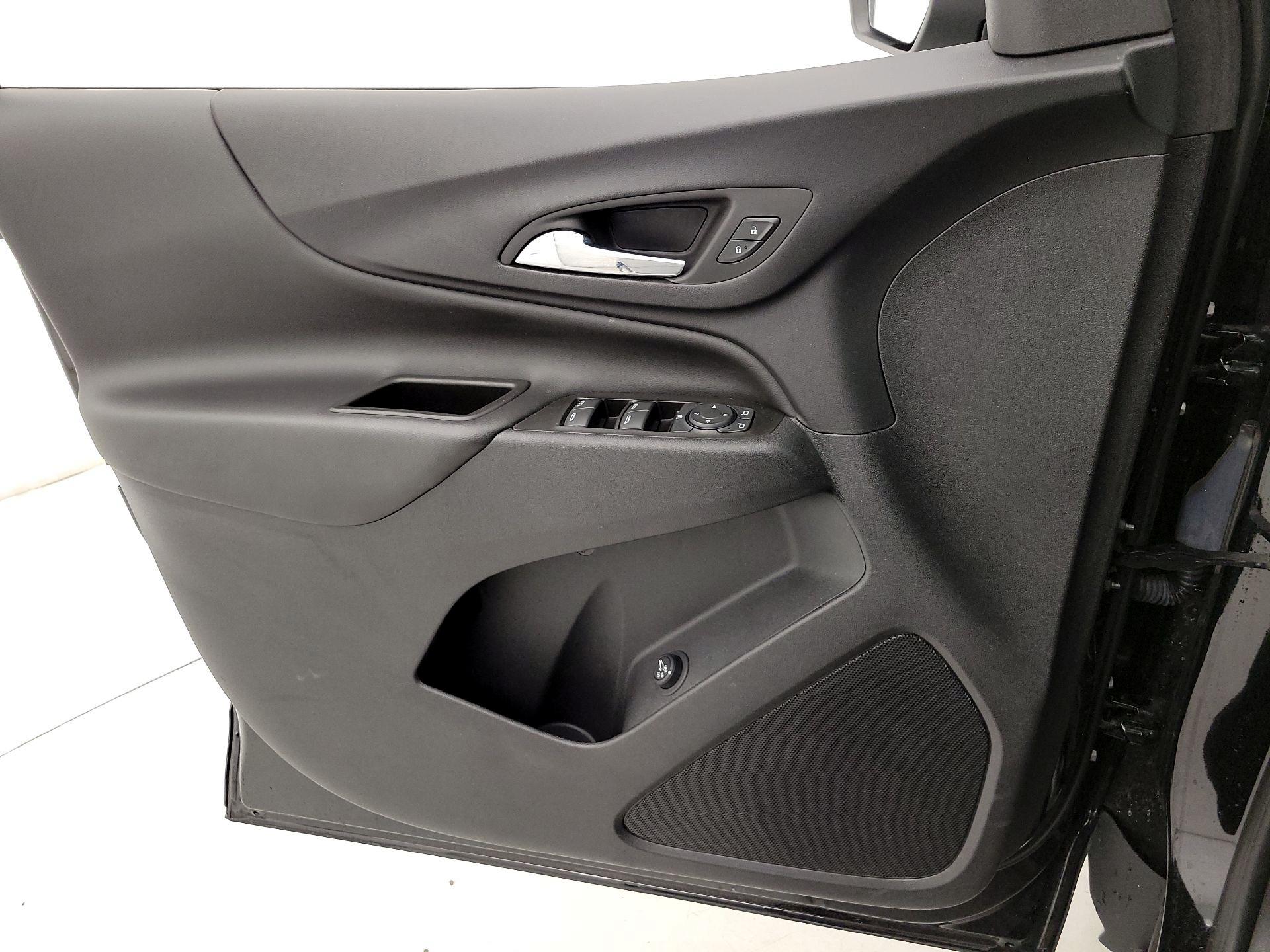 Thumbnail: 2022 Chevrolet Equinox - 12