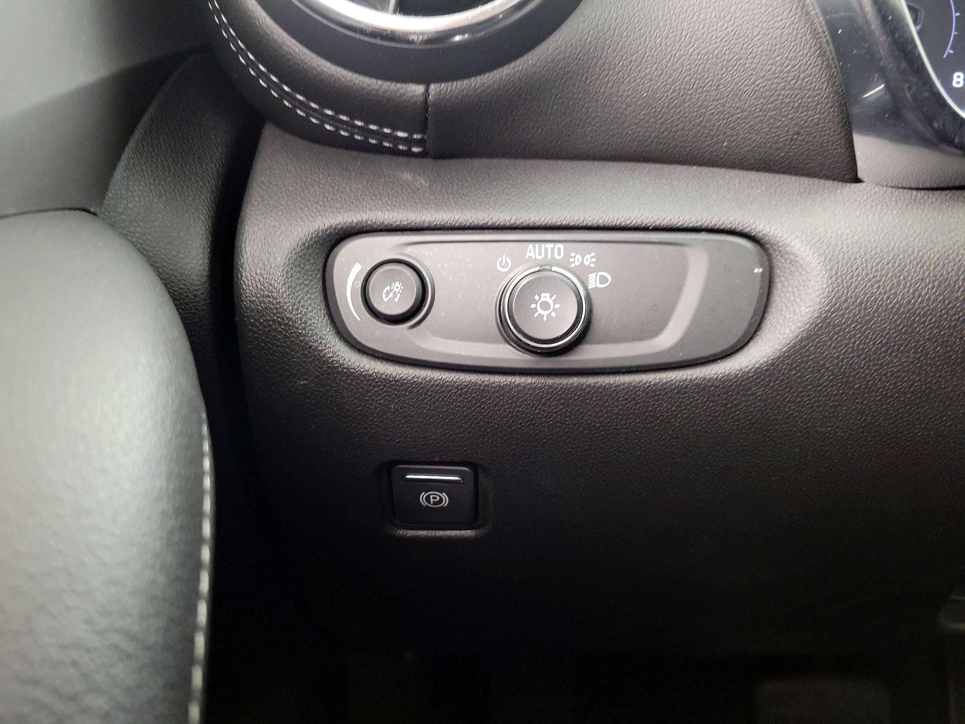 Thumbnail: 2023 Chevrolet Blazer - 13