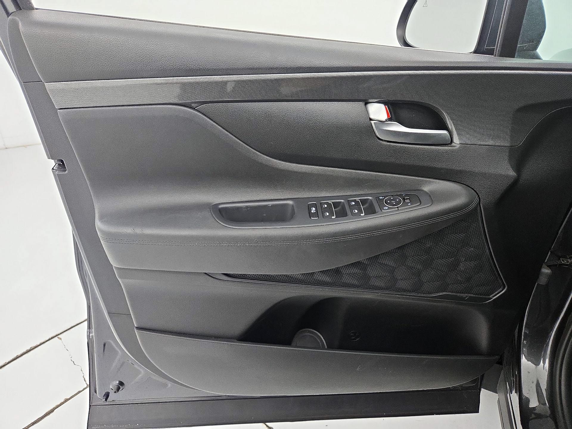 Thumbnail: 2023 Hyundai Santa Fe - 12