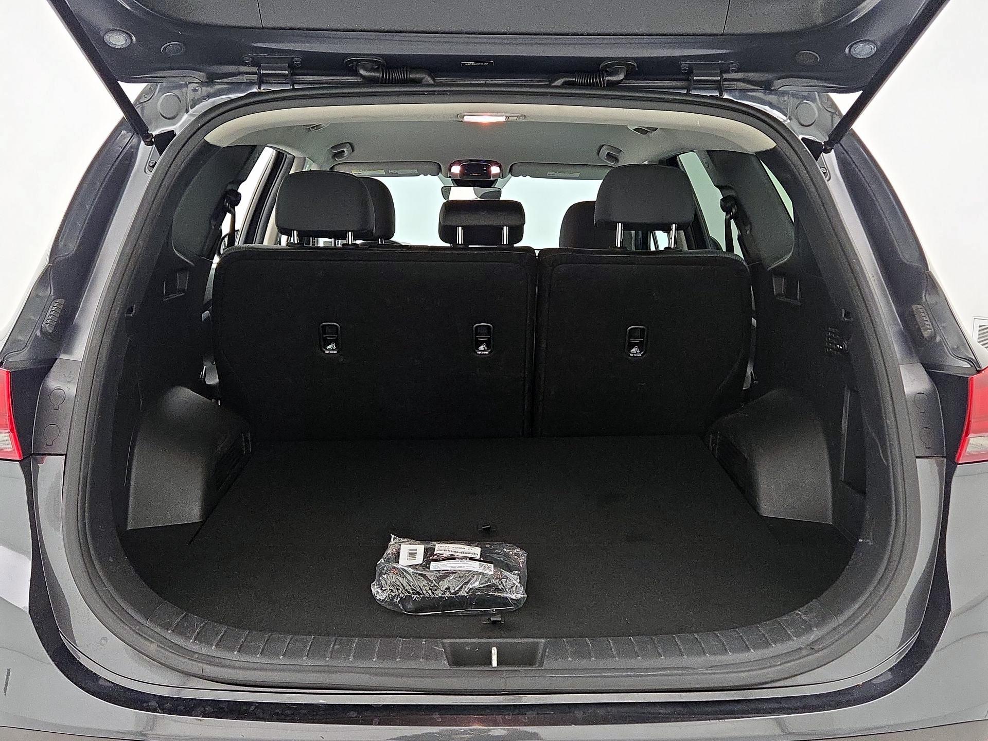 Thumbnail: 2023 Hyundai Santa Fe - 19