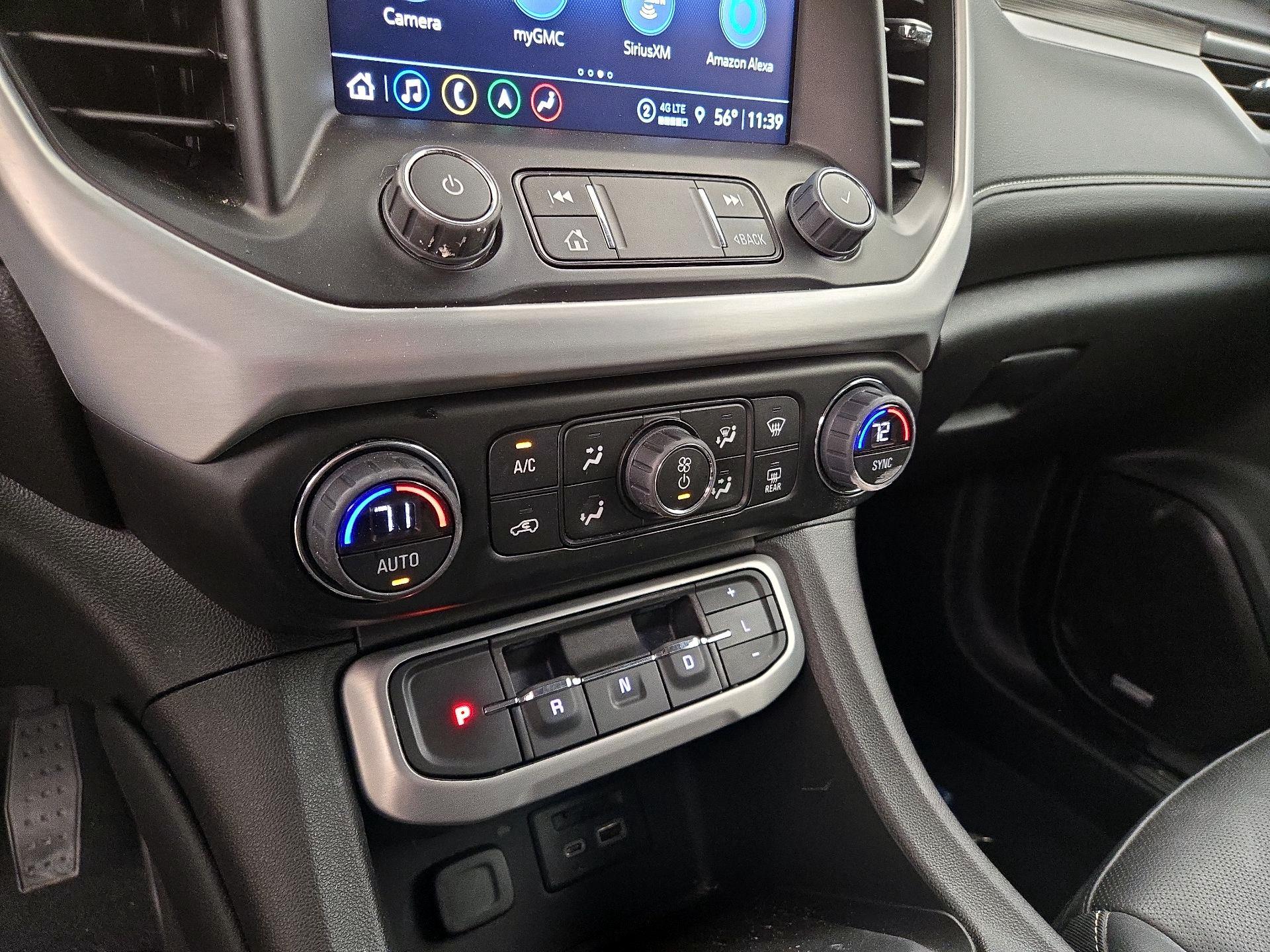 Thumbnail: 2023 GMC Acadia - 17