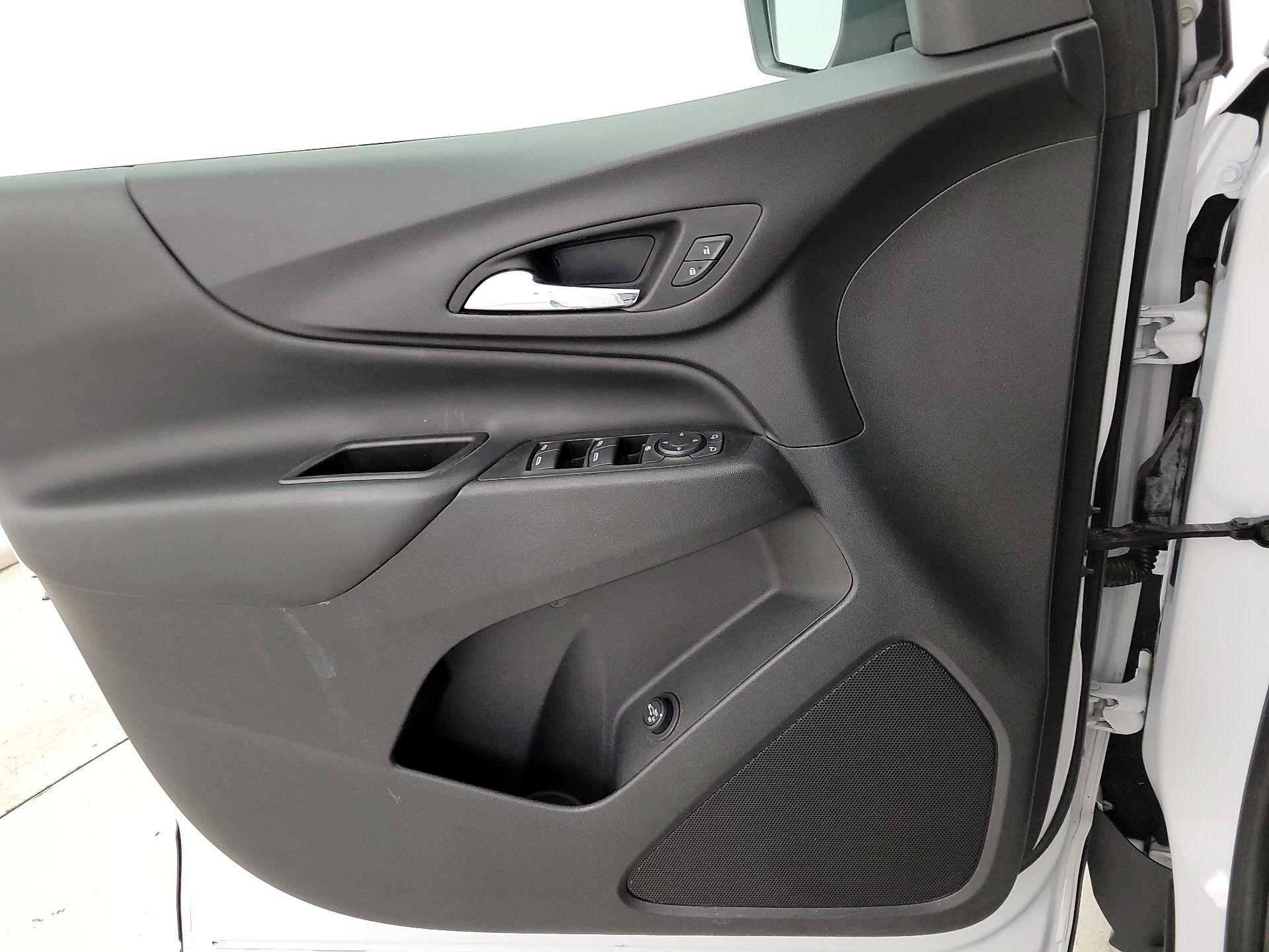 Thumbnail: 2022 Chevrolet Equinox - 12