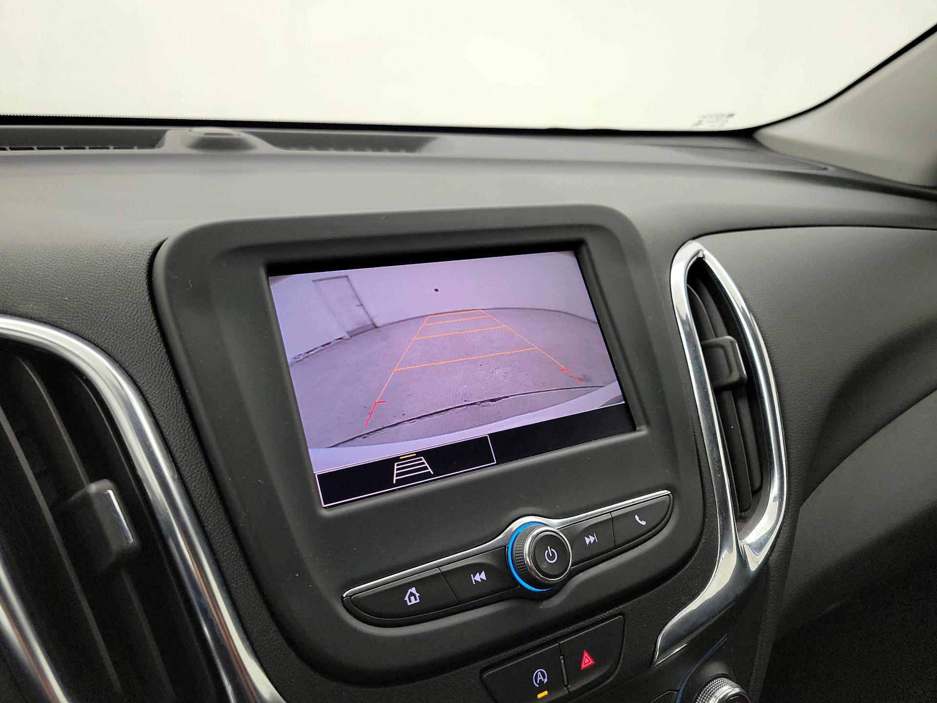 Thumbnail: 2022 Chevrolet Equinox - 14