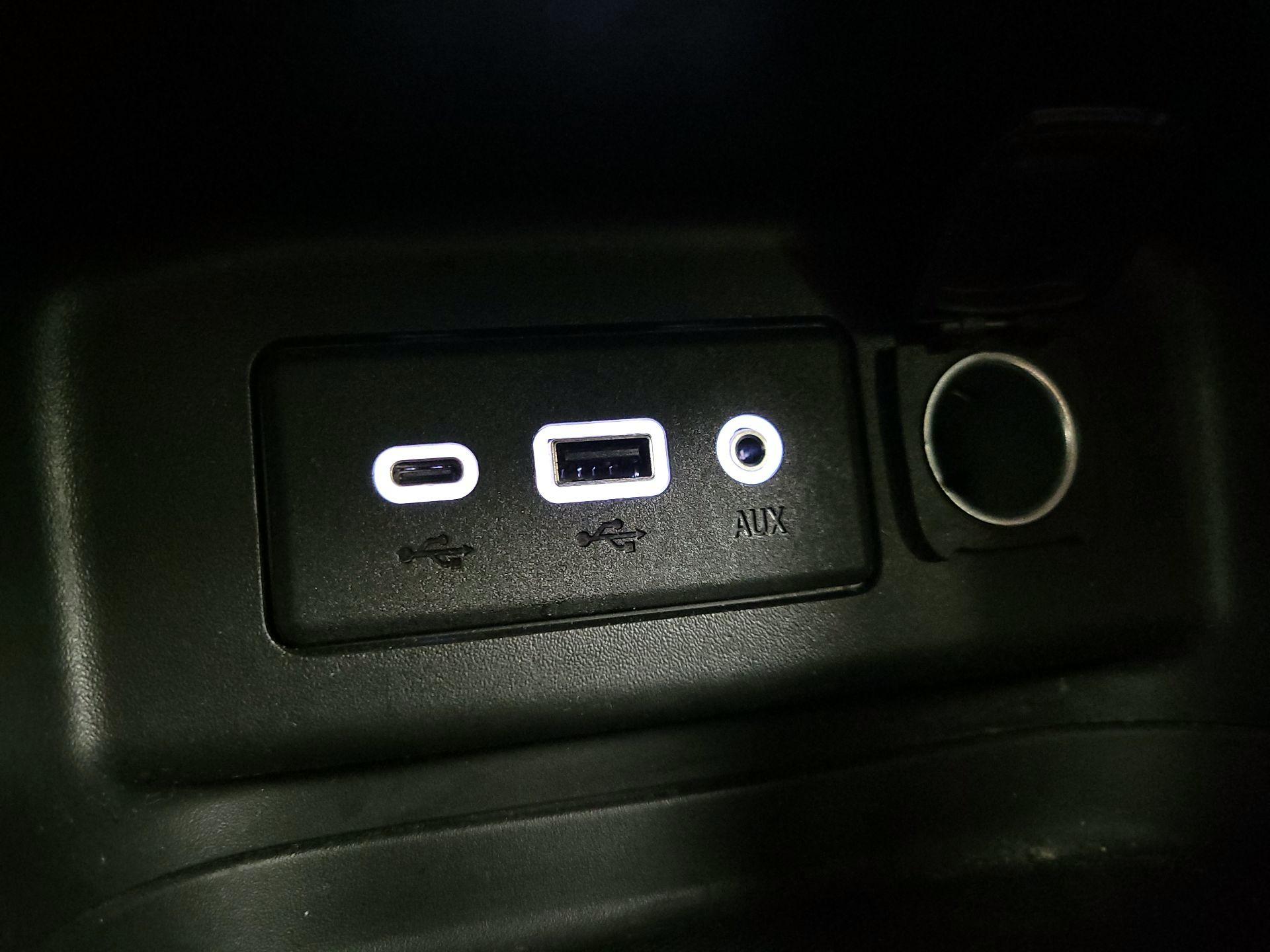 Thumbnail: 2022 Chevrolet Equinox - 18