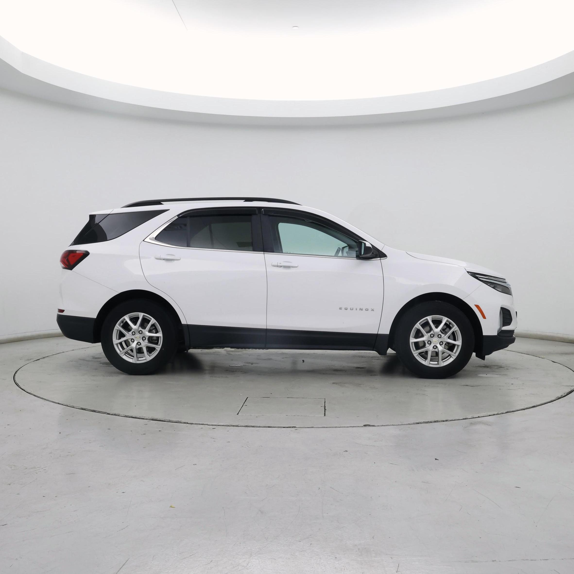 Thumbnail: 2022 Chevrolet Equinox - 7