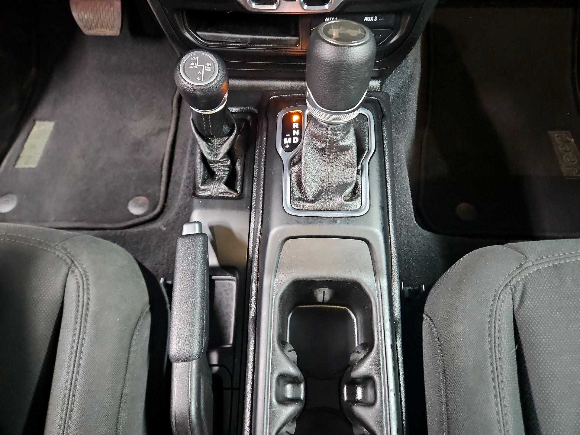 Thumbnail: 2021 Jeep Wrangler - 18