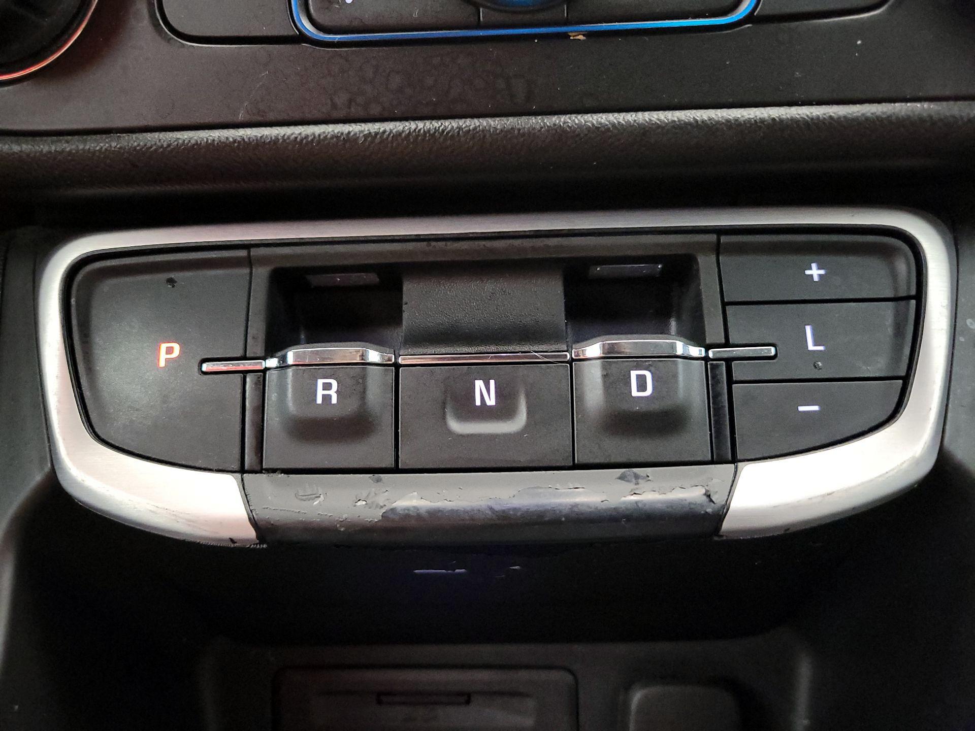 Thumbnail: 2022 GMC Terrain - 17