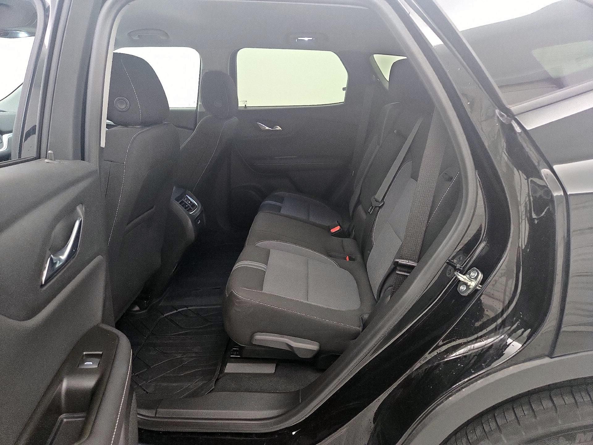 Thumbnail: 2023 Chevrolet Blazer - 19