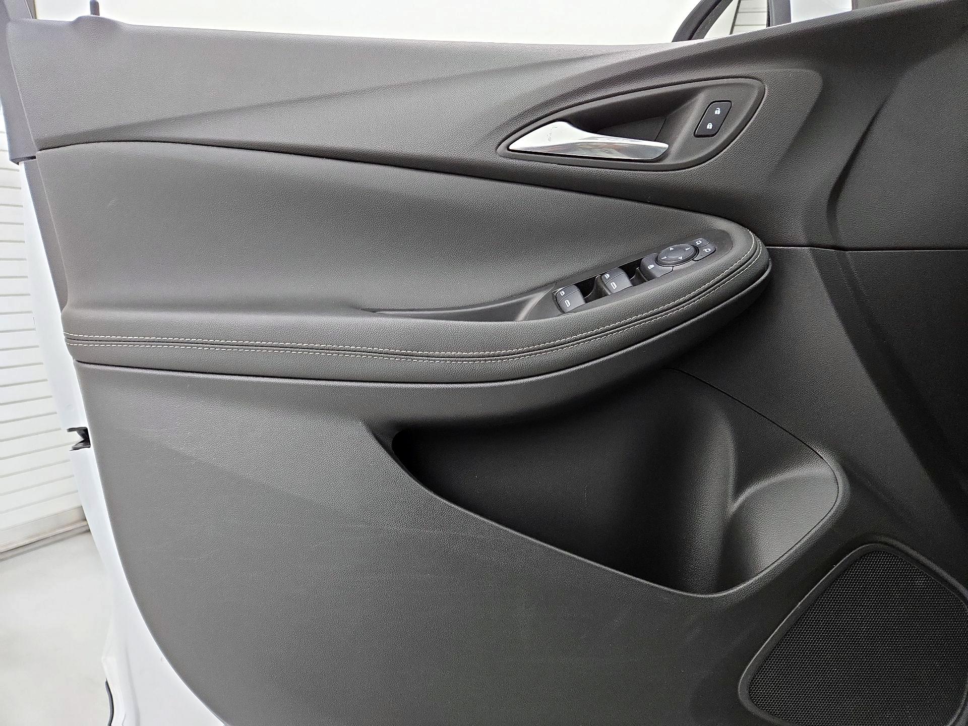 Thumbnail: 2023 Buick Encore GX - 12