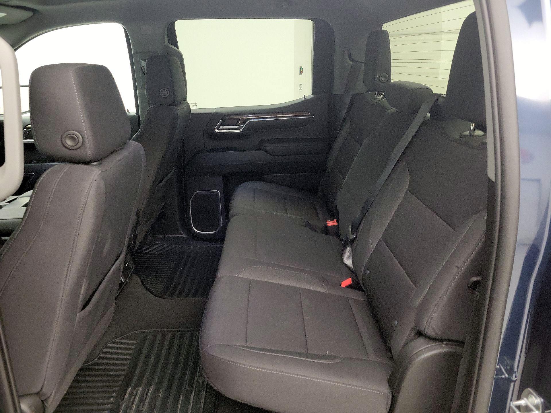 Thumbnail: 2022 Chevrolet Silverado 1500 - 19