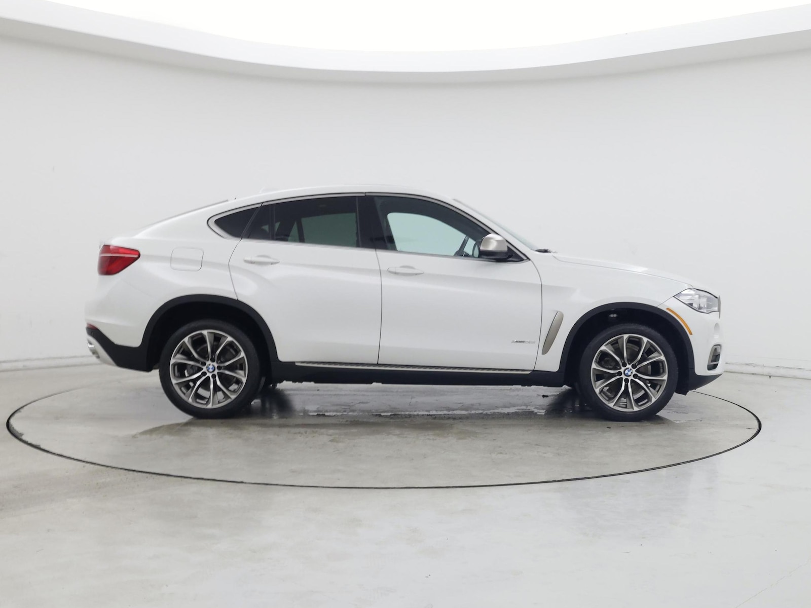 2017 BMW X6 xDrive35i - Photo 8