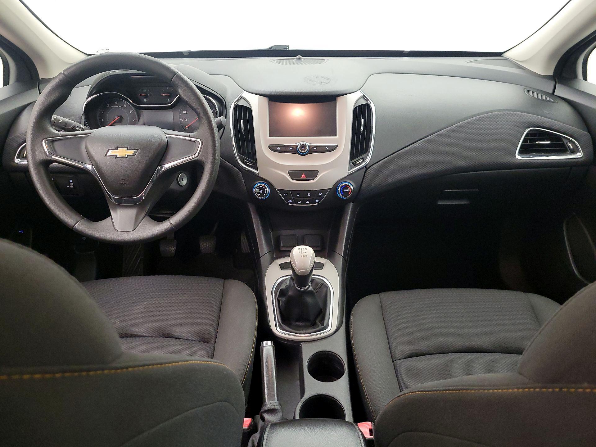 Thumbnail: 2016 Chevrolet Cruze - 9