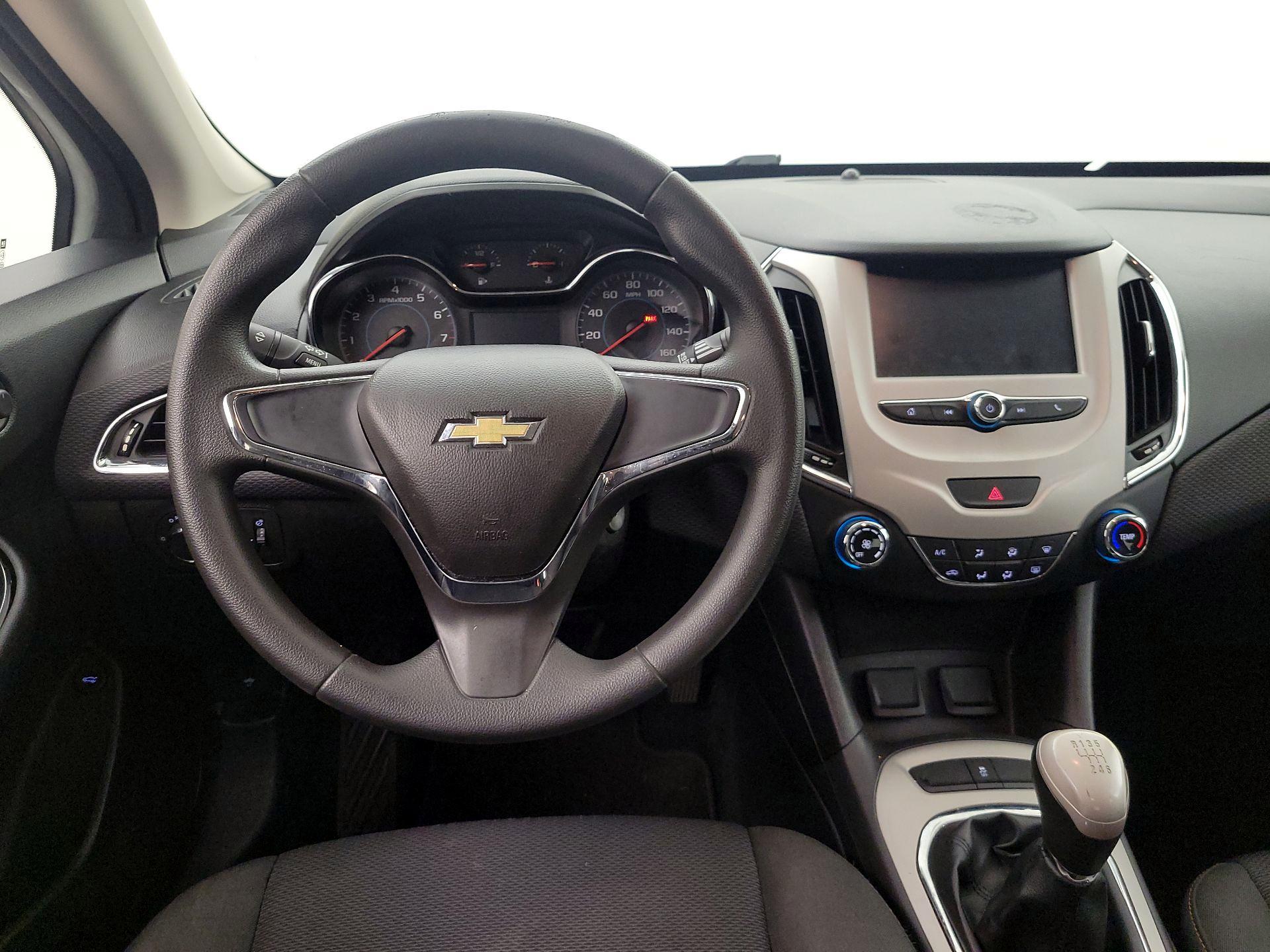 Thumbnail: 2016 Chevrolet Cruze - 10