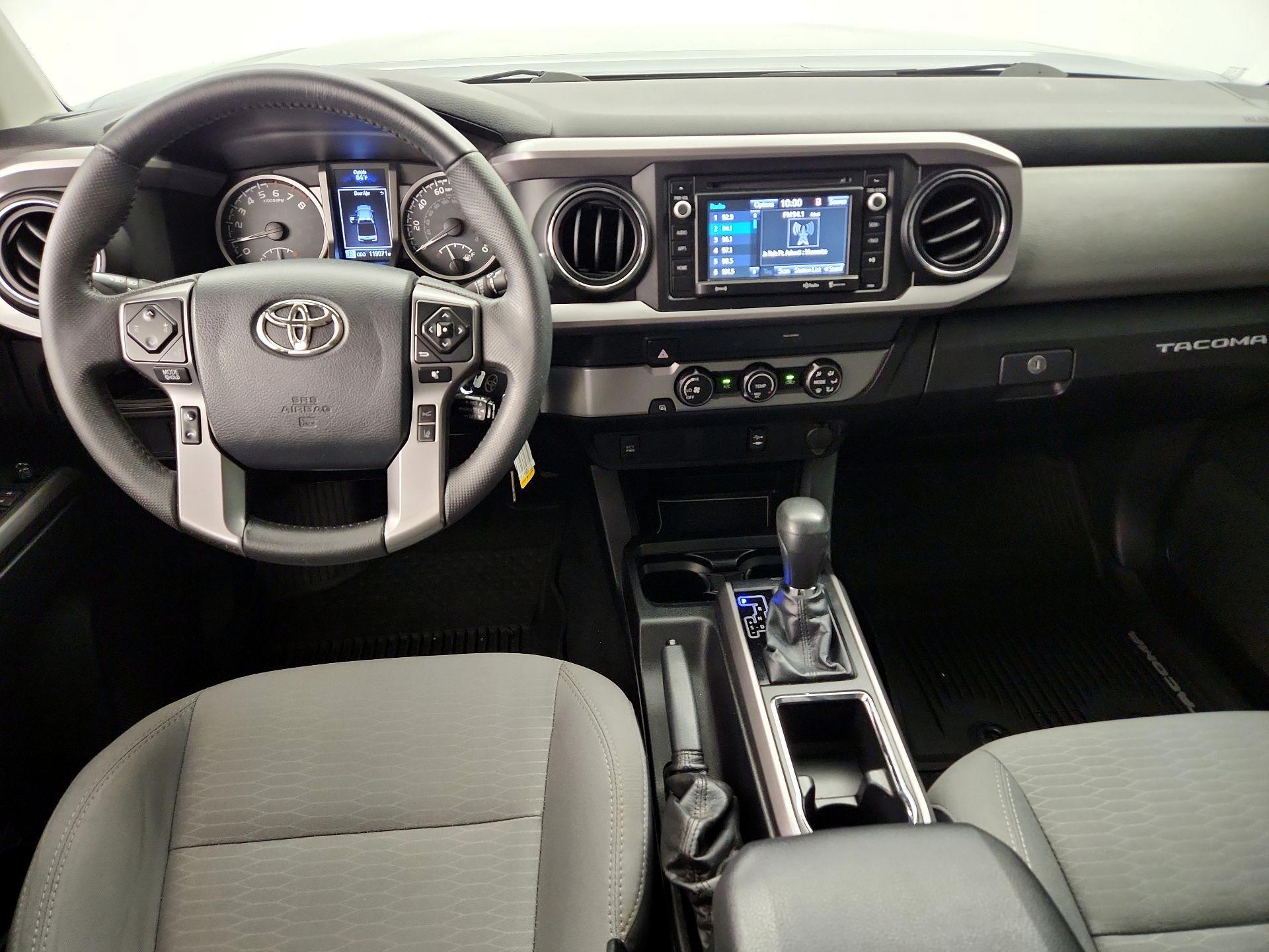 Thumbnail: 2019 Toyota Tacoma - 9