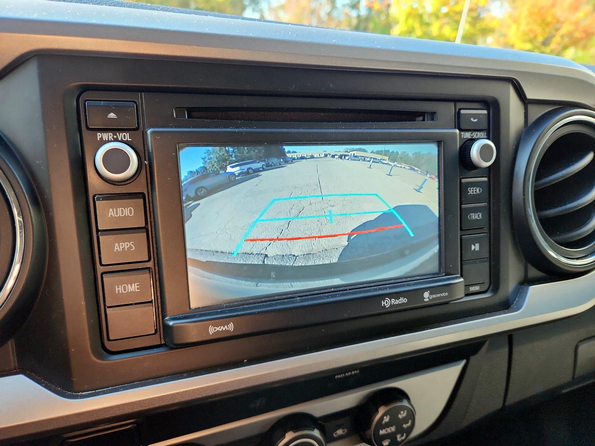 Thumbnail: 2019 Toyota Tacoma - 14