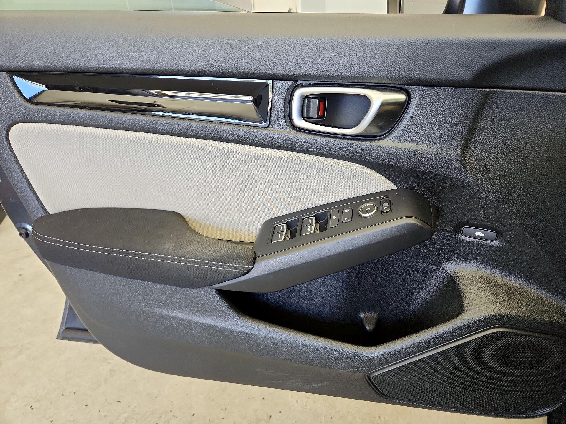 Thumbnail: 2022 Honda Civic - 12