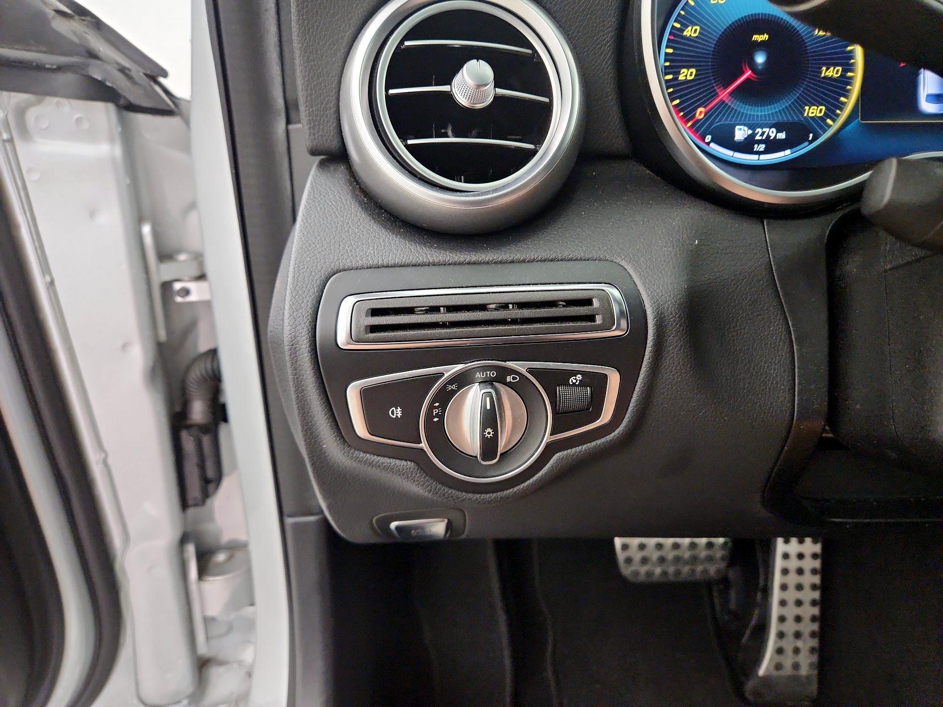 Thumbnail: 2019 Mercedes-Benz C-Class - 13