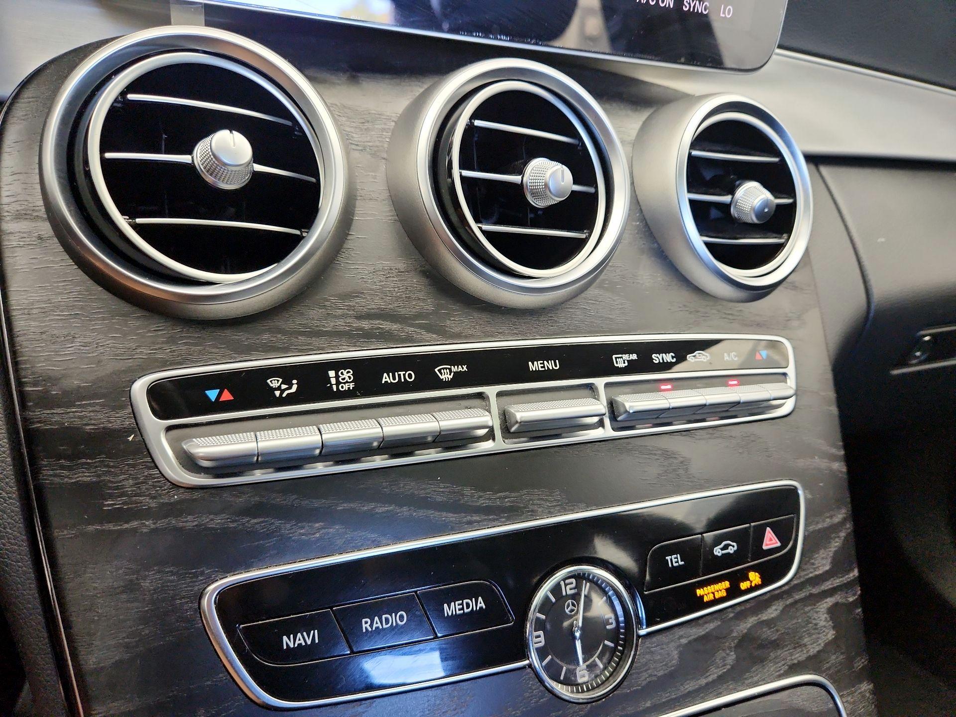 Thumbnail: 2019 Mercedes-Benz C-Class - 16