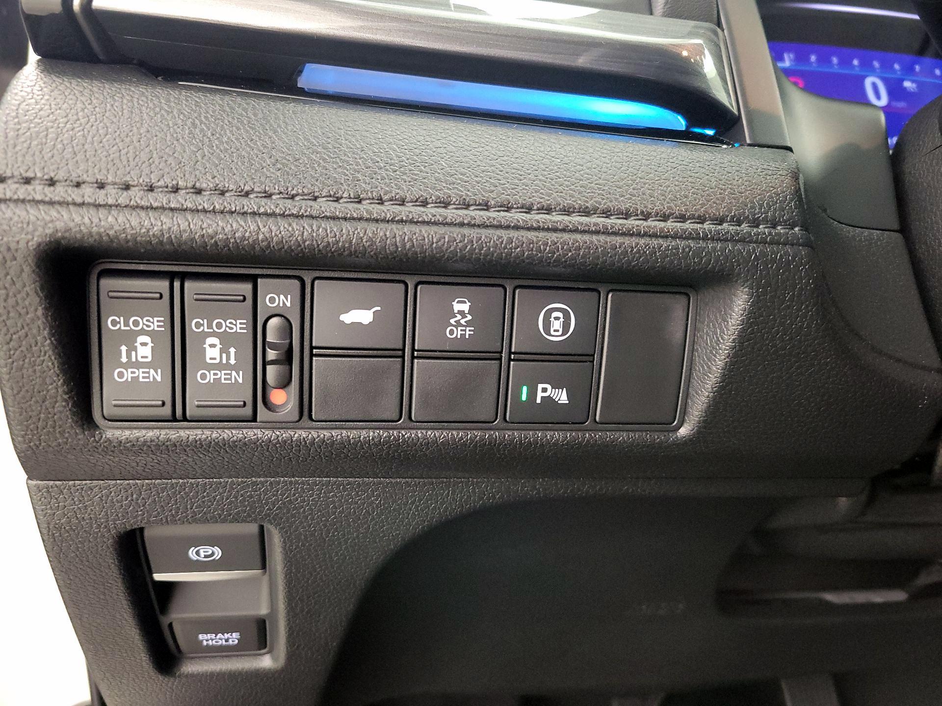 Thumbnail: 2021 Honda Odyssey - 13