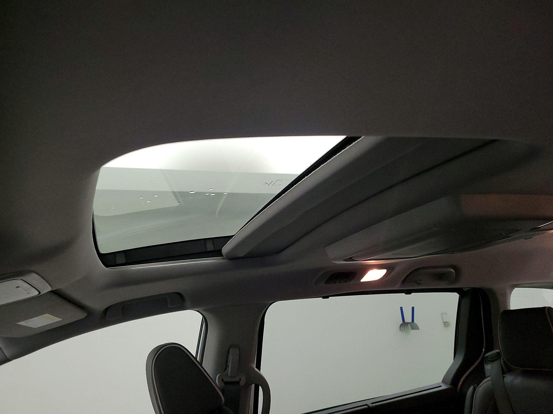 Thumbnail: 2021 Honda Odyssey - 19