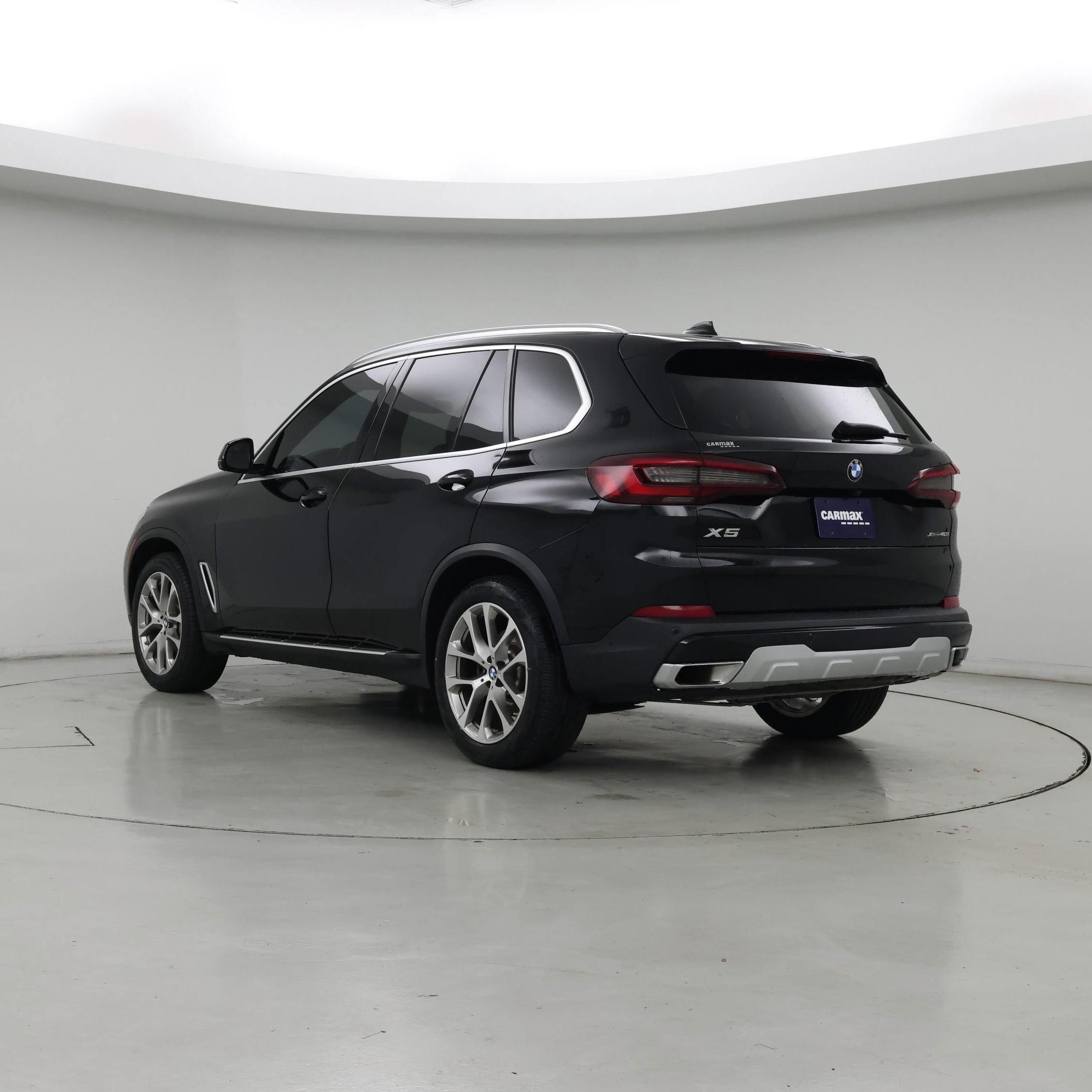 Thumbnail: 2023 BMW X5 - 2