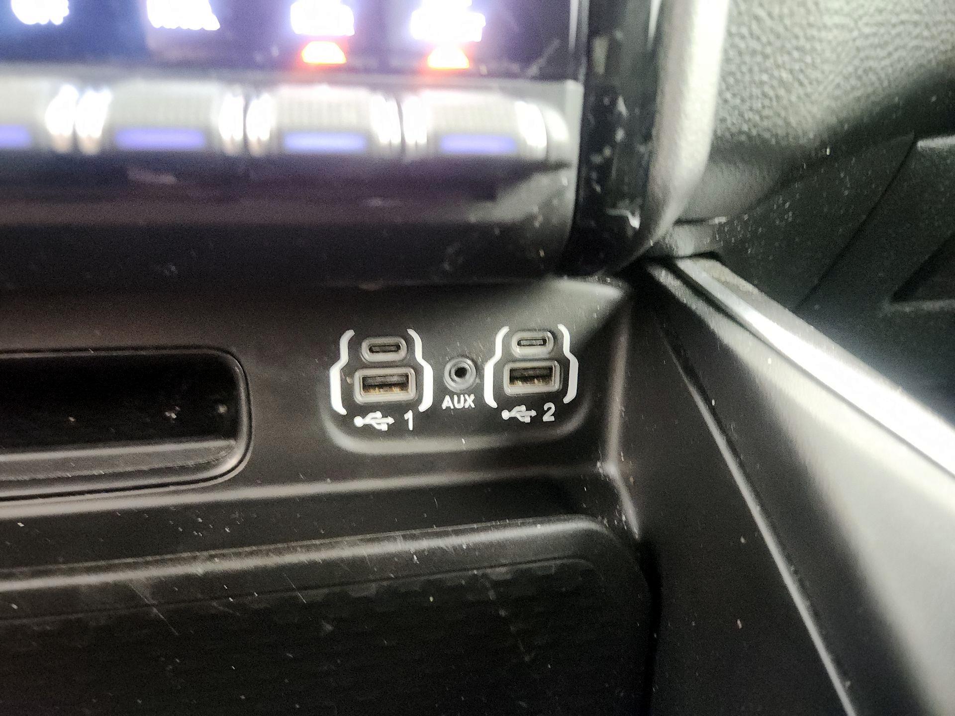 Thumbnail: 2021 RAM 1500 - 19