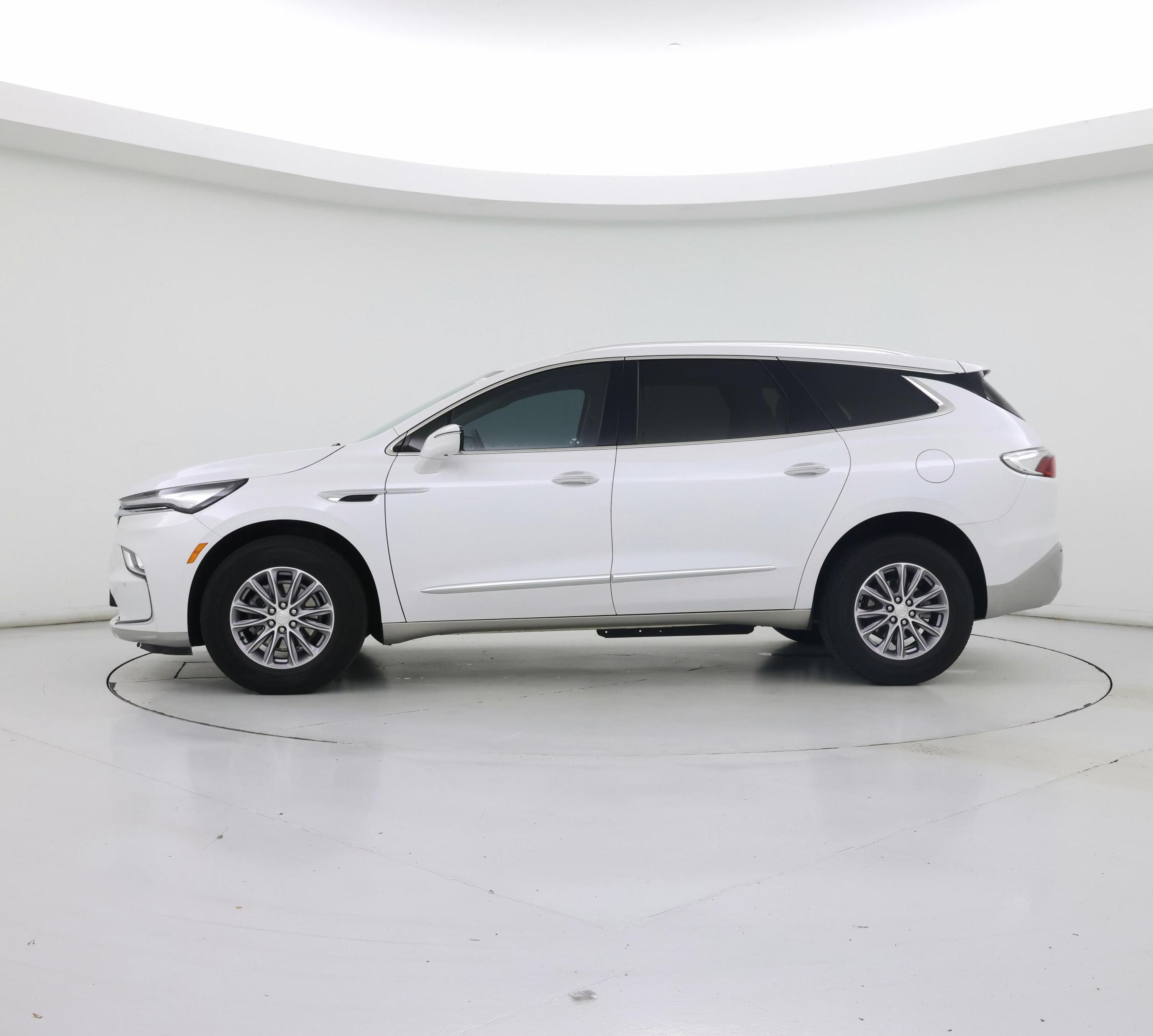 Thumbnail: 2022 Buick Enclave - 3