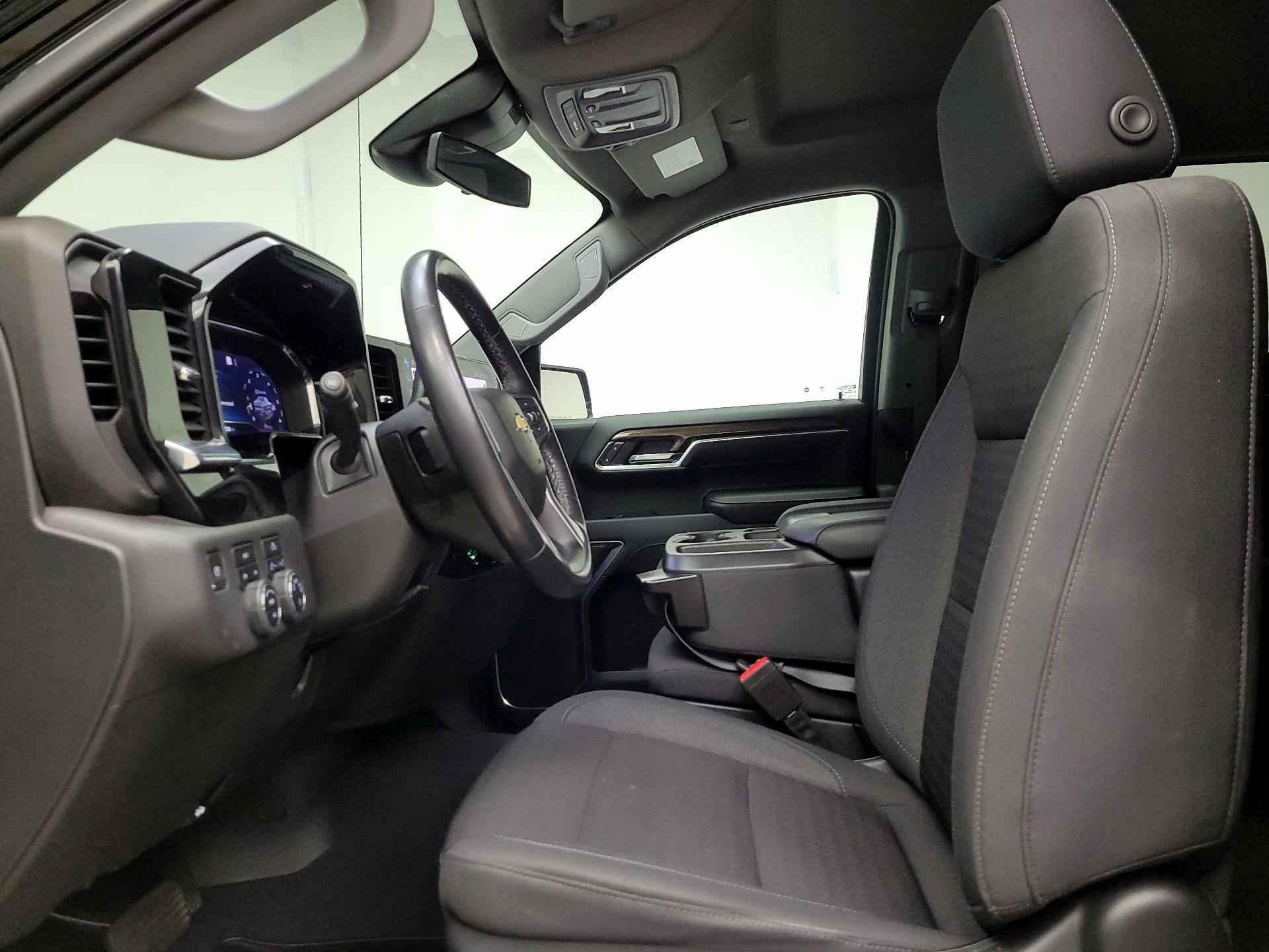 Thumbnail: 2022 Chevrolet Silverado 1500 - 11