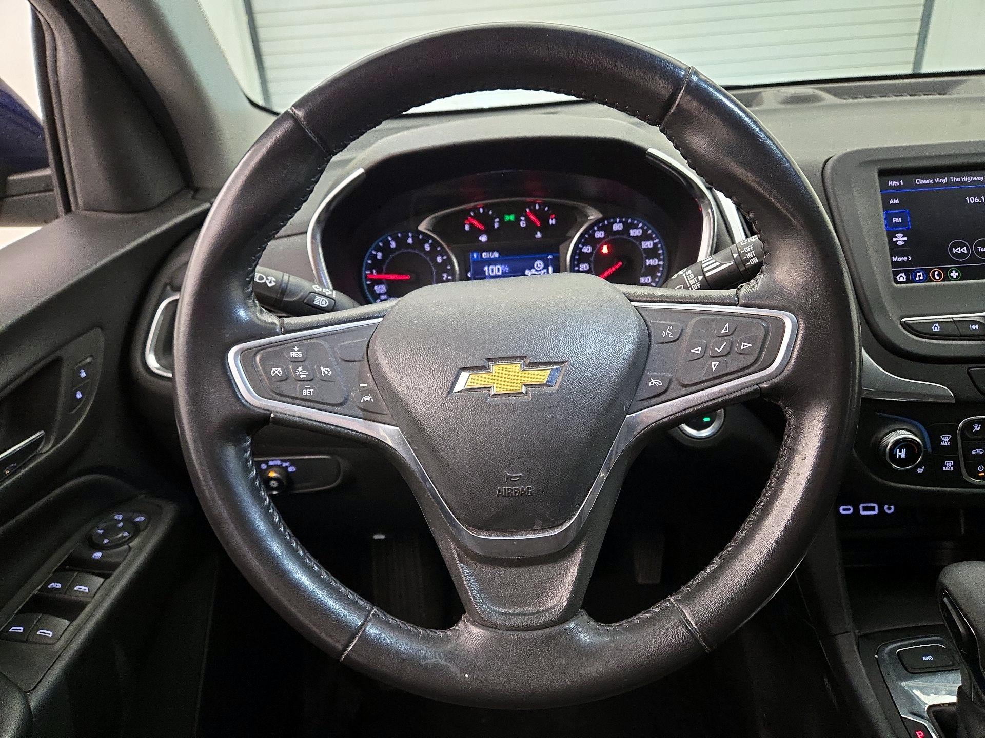 Thumbnail: 2022 Chevrolet Equinox - 10