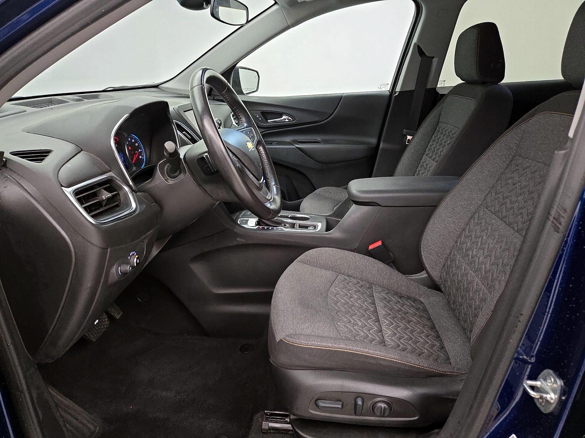 Thumbnail: 2022 Chevrolet Equinox - 11
