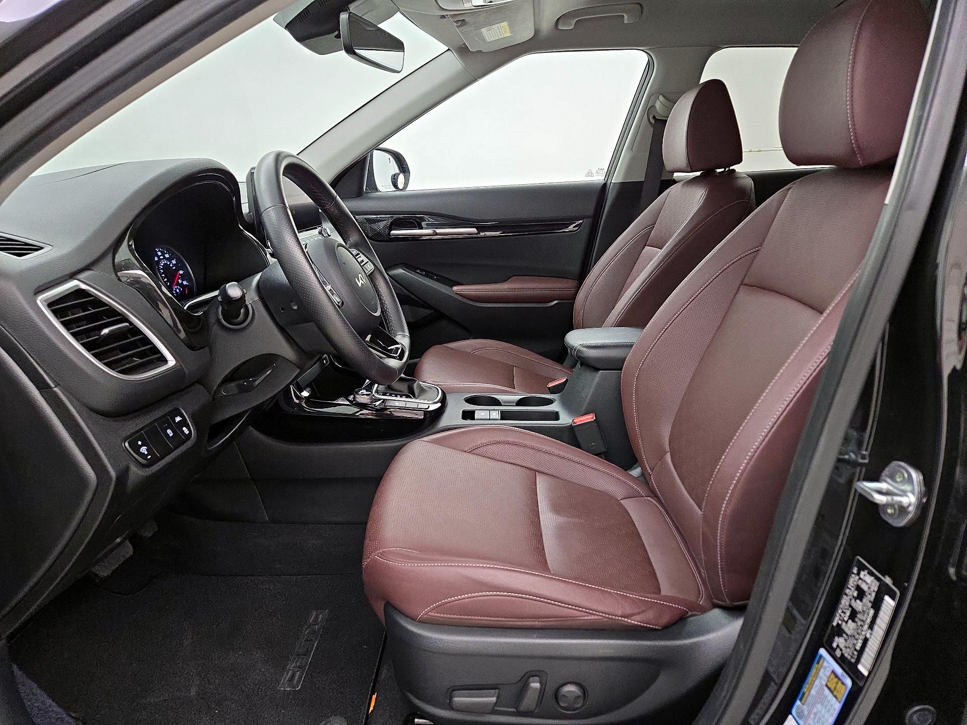 Thumbnail: 2022 Kia Seltos - 11