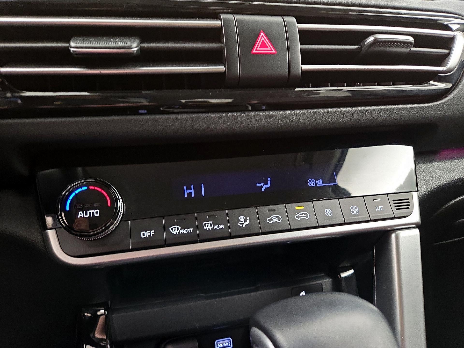 Thumbnail: 2022 Kia Seltos - 17