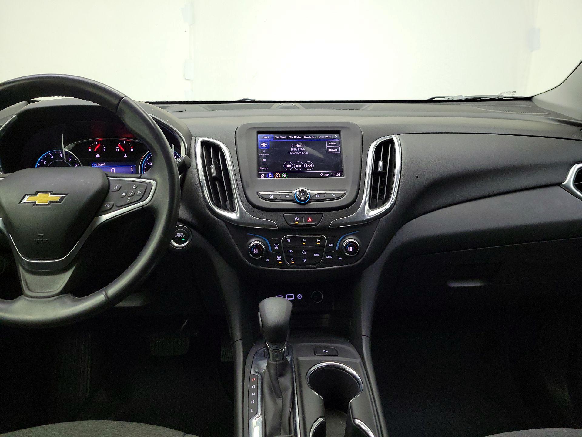 Thumbnail: 2022 Chevrolet Equinox - 9